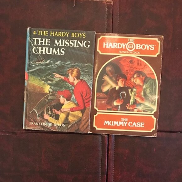 The Hardy Boys set of 2 books, 1 is hard cover & 1 is paperback, good condition - Picture 1 of 1